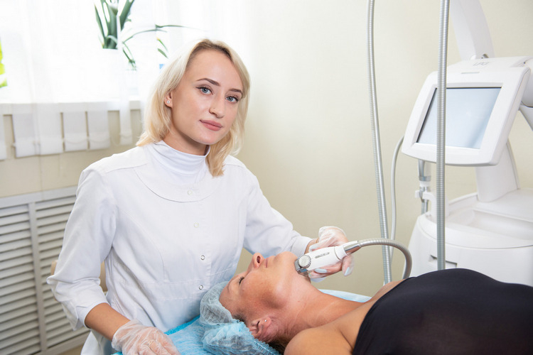 ������� LPG Cellu M6 Keymodule 2 gold ��������