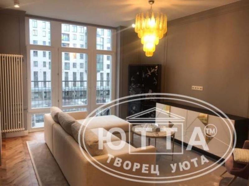 E�p��e�o�� ������p� �o� ���� �� 9000 py�. �.��.